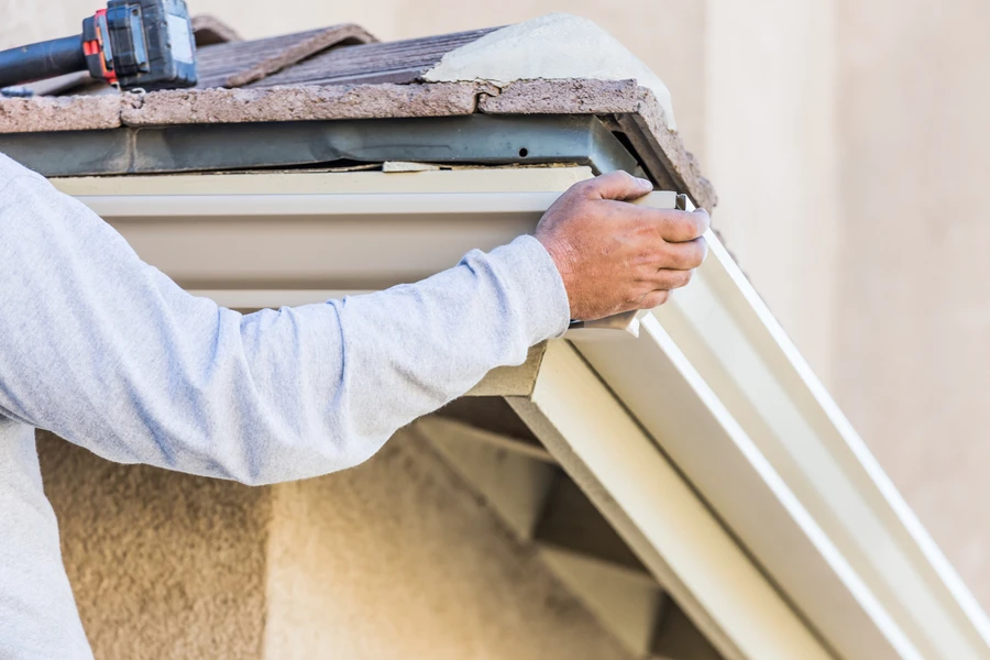 Professional Gutter Replacement Burbank CA